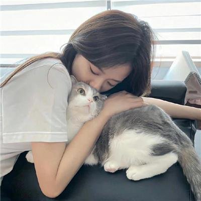 在巨人中间